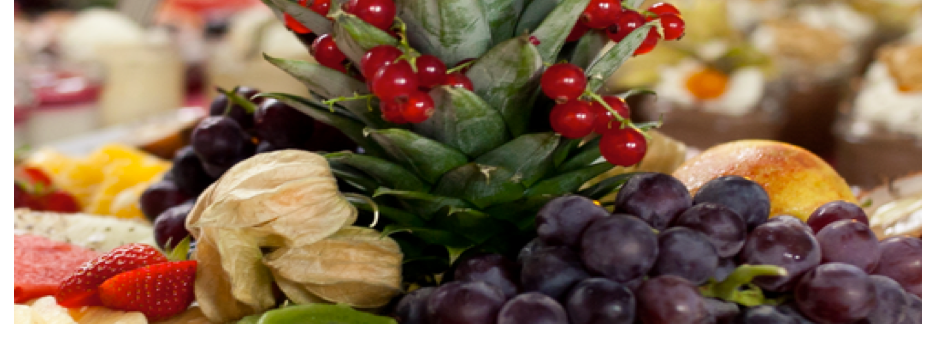 Ein Bild, das Essen, Obst, Salat, Gericht enthält.

Automatisch generierte Beschreibung